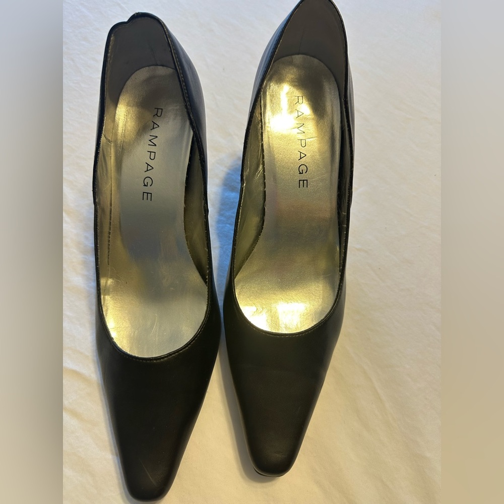 Rampage size 10 pointy toed heels
